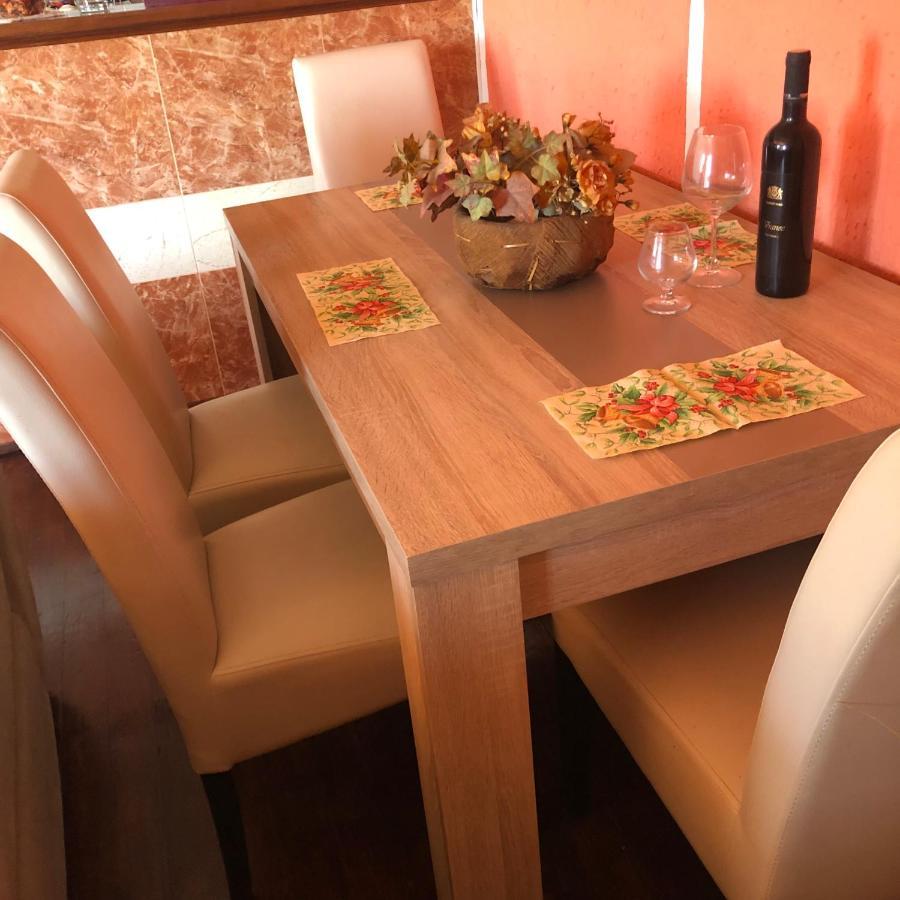 Apartmani Miljana Бар Екстериор снимка